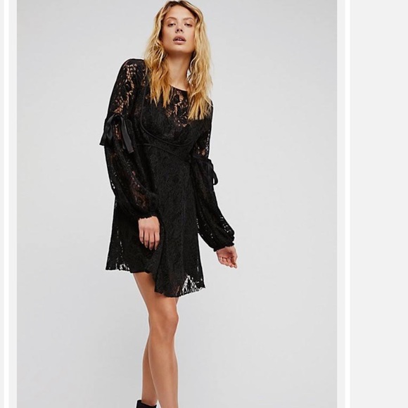 Dresses & Skirts - Free People Black Ruby Lace Tunic Dress NWT!